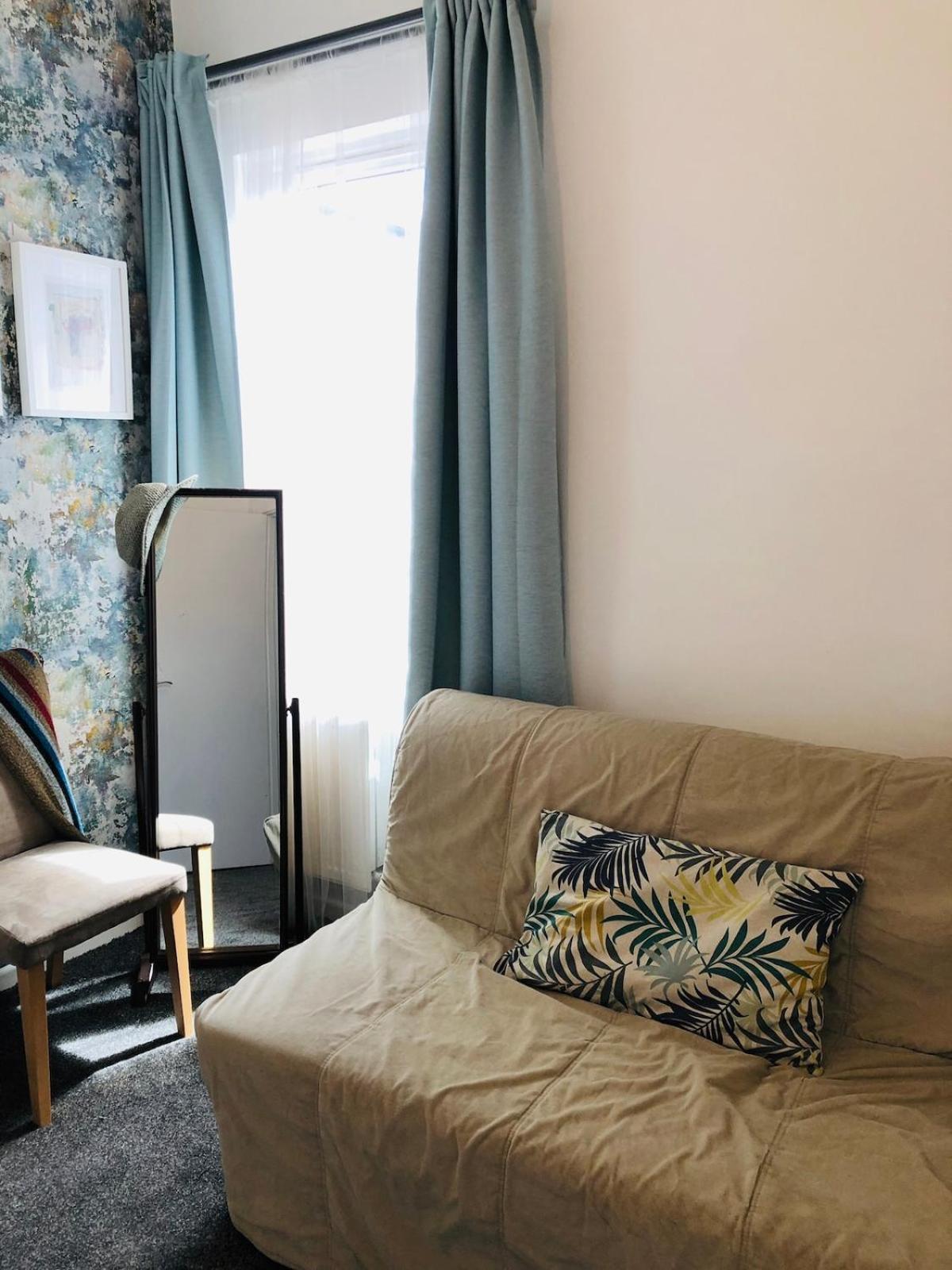2bedroom Townhouse 20min Walk From Belfast